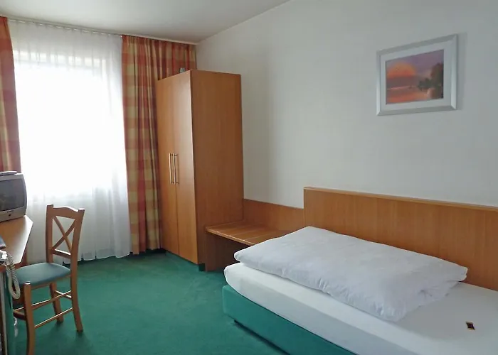 Sulzbacher Hof Hotel Sulzbach (Hessen)